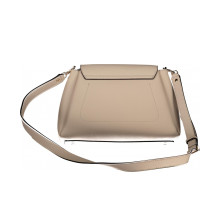 Снимка  на Чанта GUESS 