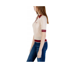 Снимка  на Дамска блуза с яка GUESS 