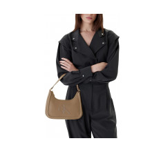 Снимка  на Дамска чанта CALVIN KLEIN 