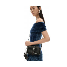 Снимка  на Дамска чанта DESIGUAL 