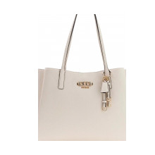 Снимка  на Дамска чанта GUESS 