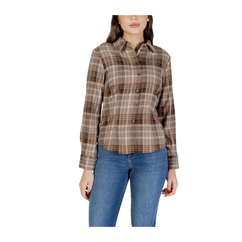 Дамска риза