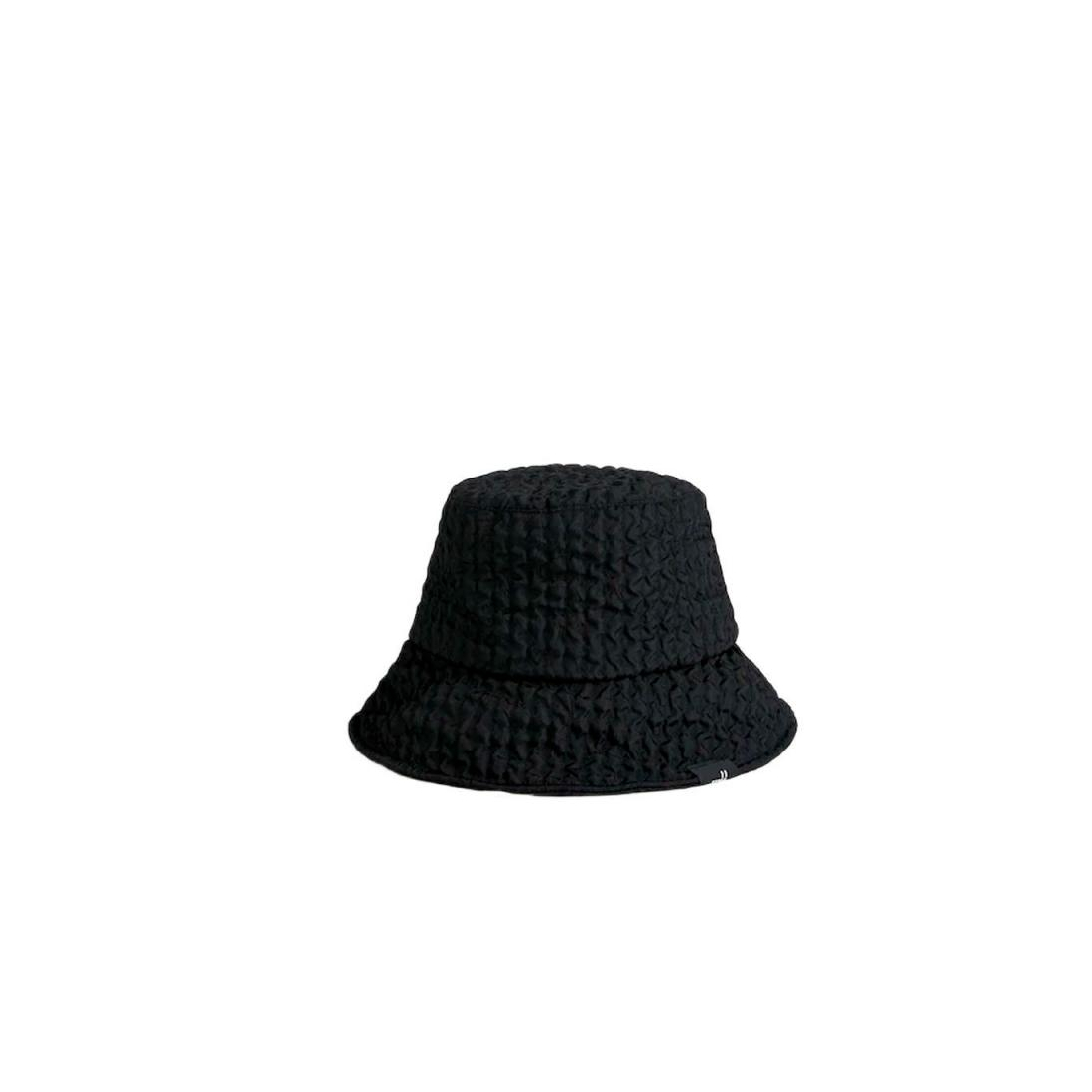 Снимка на Дамска шапка DESIGUAL