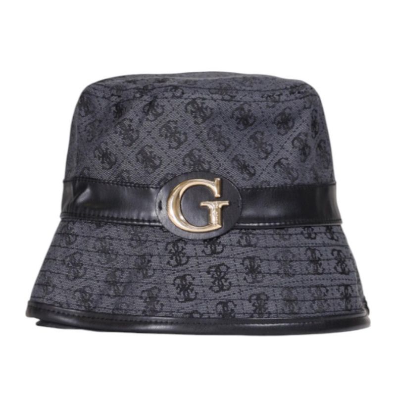 Снимка на Дамска шапка GUESS 