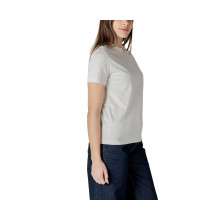 Снимка  на Дамска тениска CALVIN KLEIN 