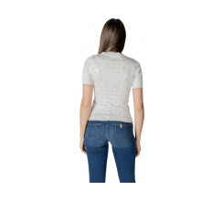 Снимка  на Дамска тениска GUESS 