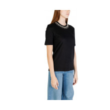 Снимка  на Дамска тениска ONLY 