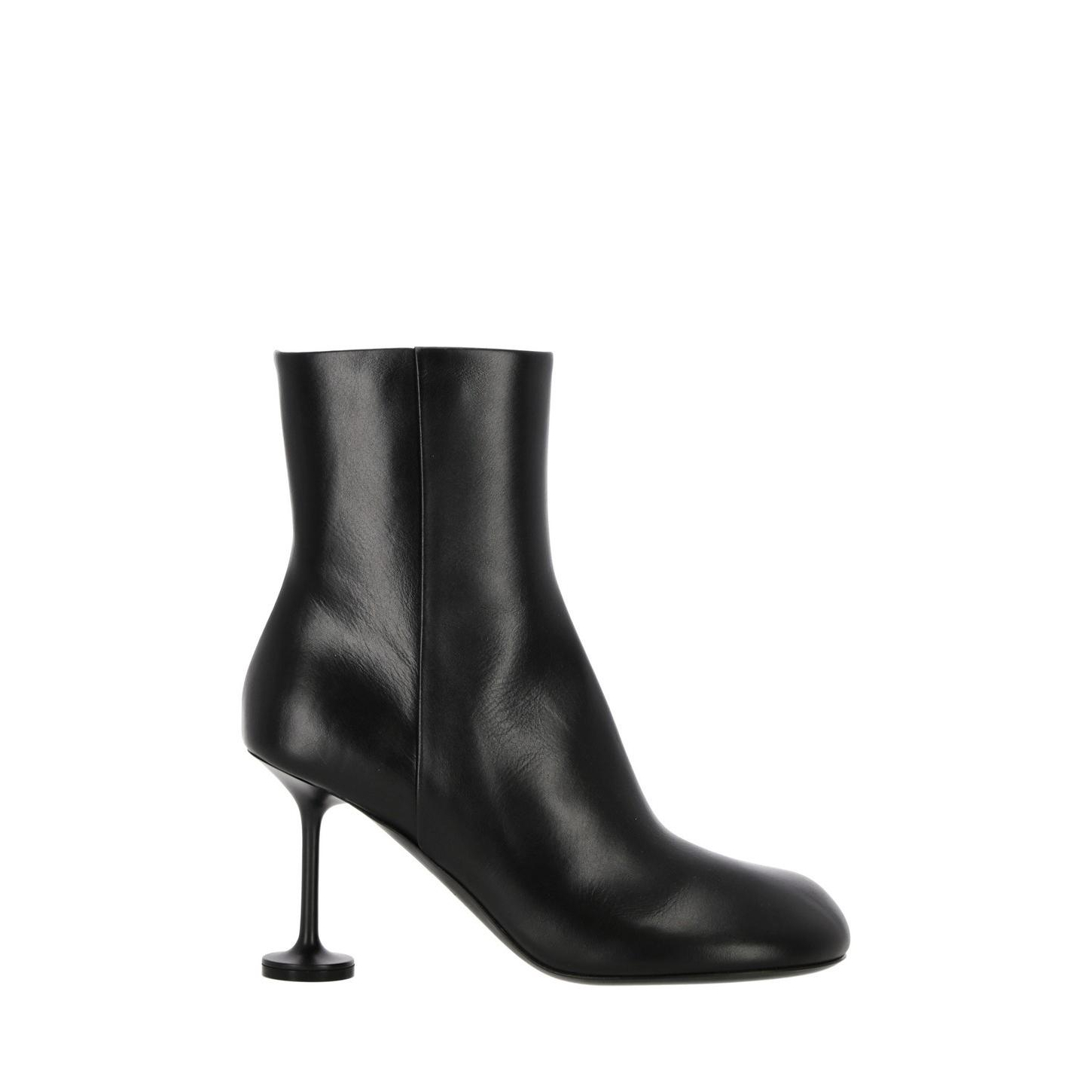 Снимка на Дамски ботуши BALENCIAGA