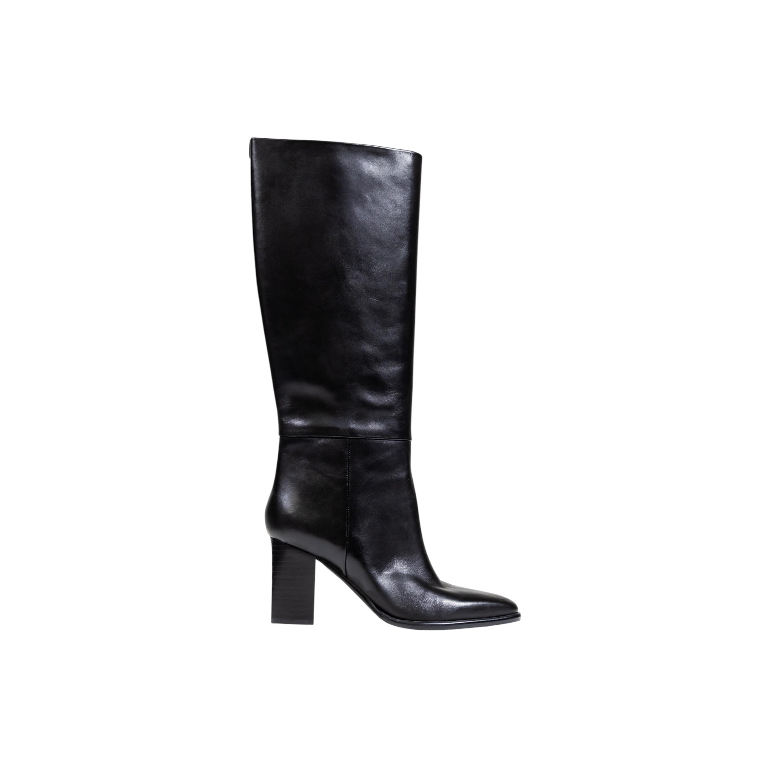 Снимка на Дамски ботуши GUESS