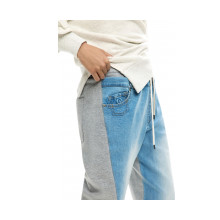 Снимка  на Дамски дънки DESIGUAL 