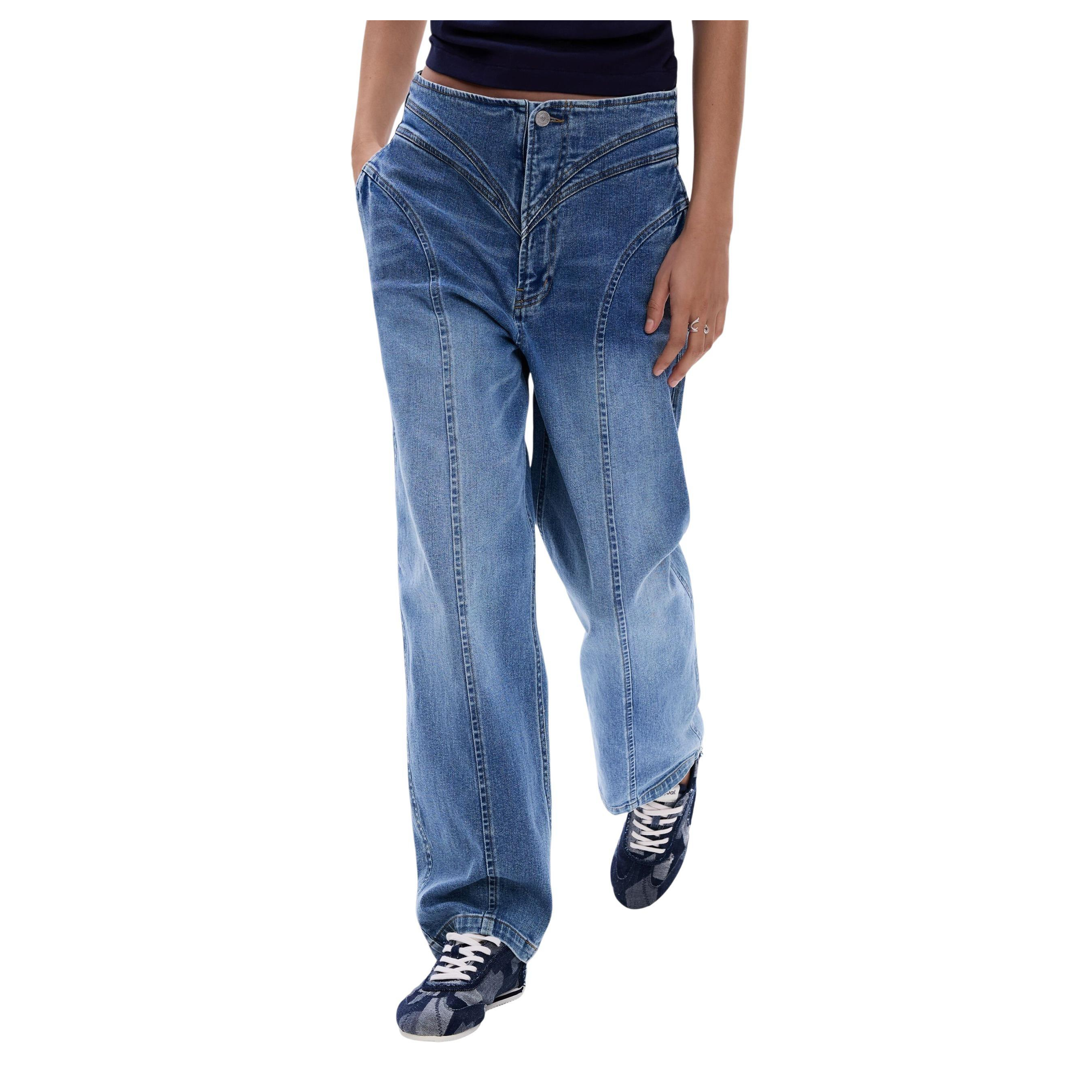 Снимка на Дамски дънки DESIGUAL