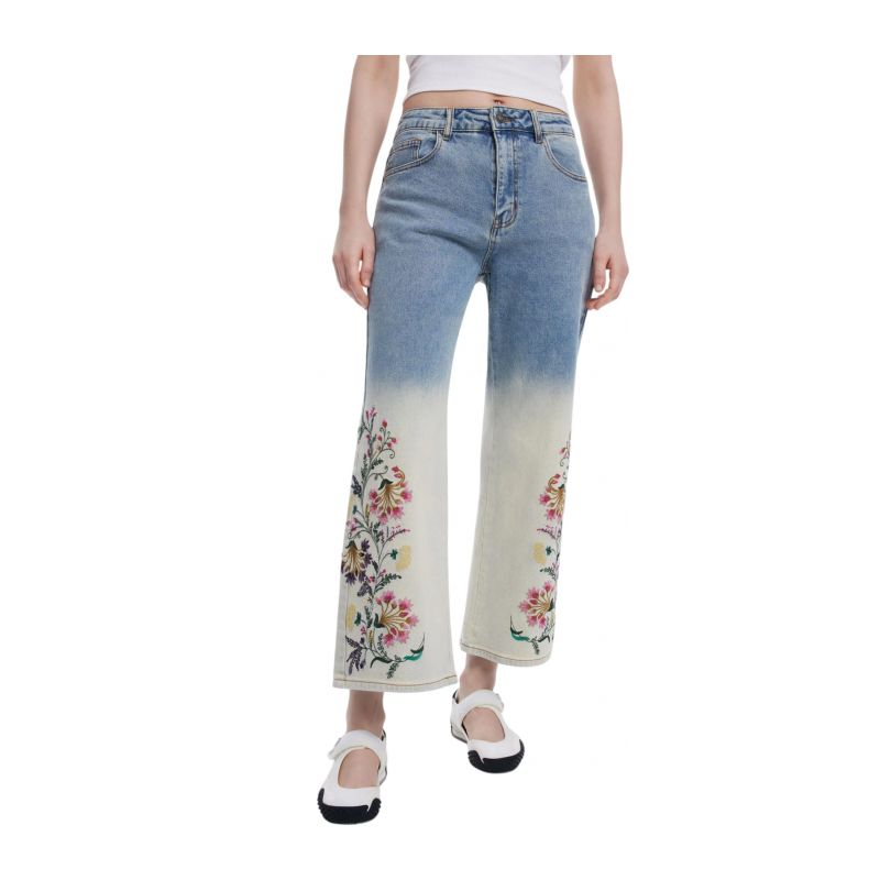 Снимка на Дамски дънки DESIGUAL 
