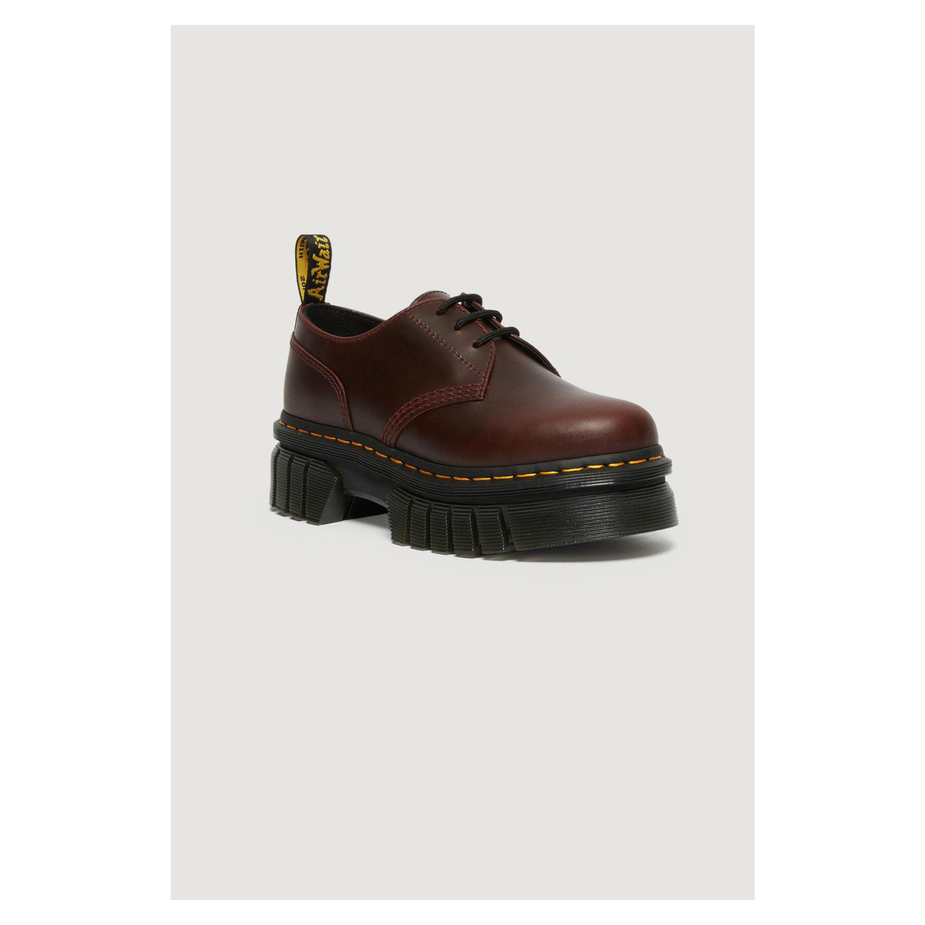 Снимка на Дамски ежедневни обувки DR MARTENS