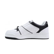 Снимка  на Дамски маратонки GUESS 