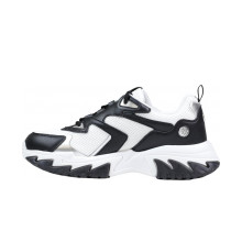 Снимка  на Дамски маратонки GUESS 