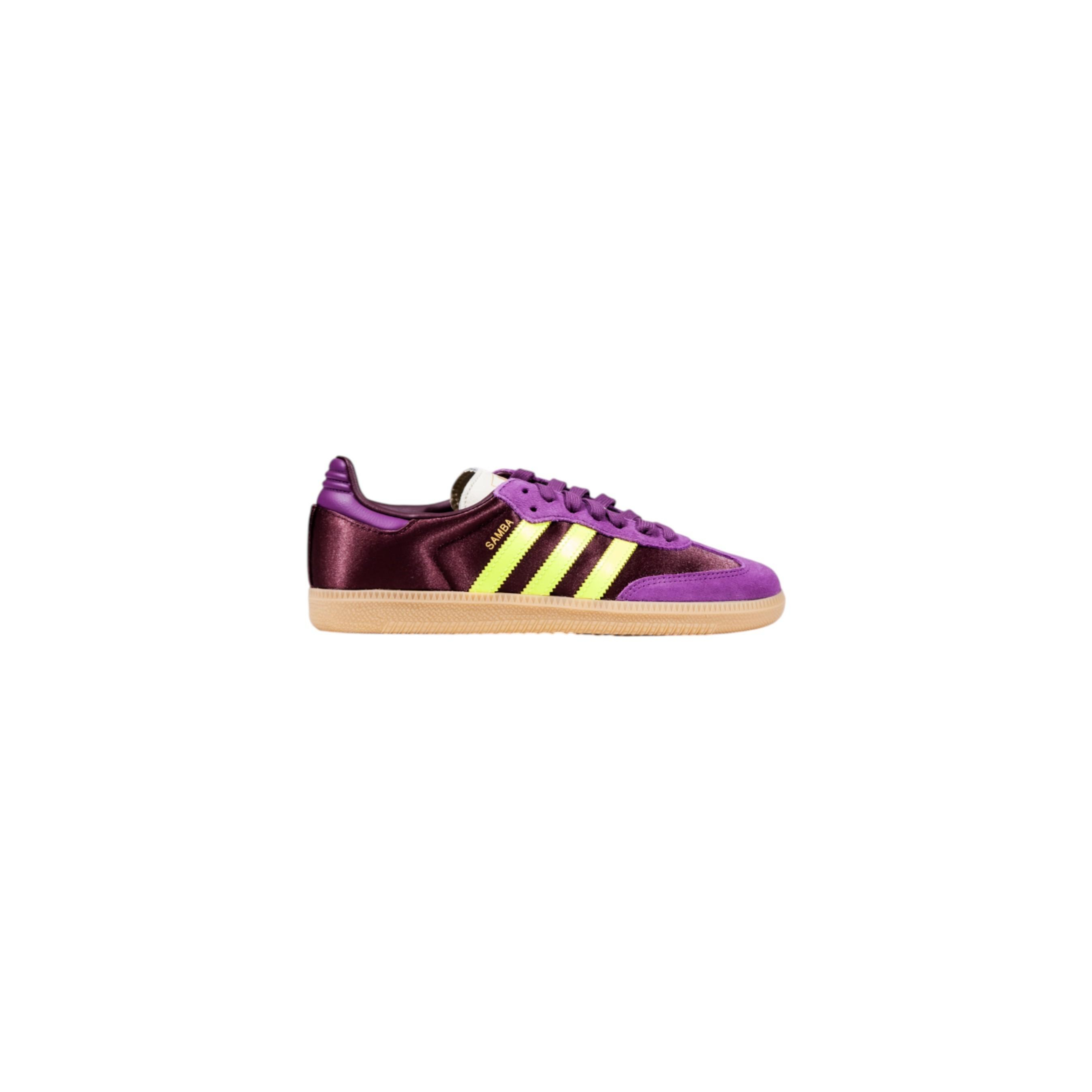 Снимка на Дамски маратонки ADIDAS