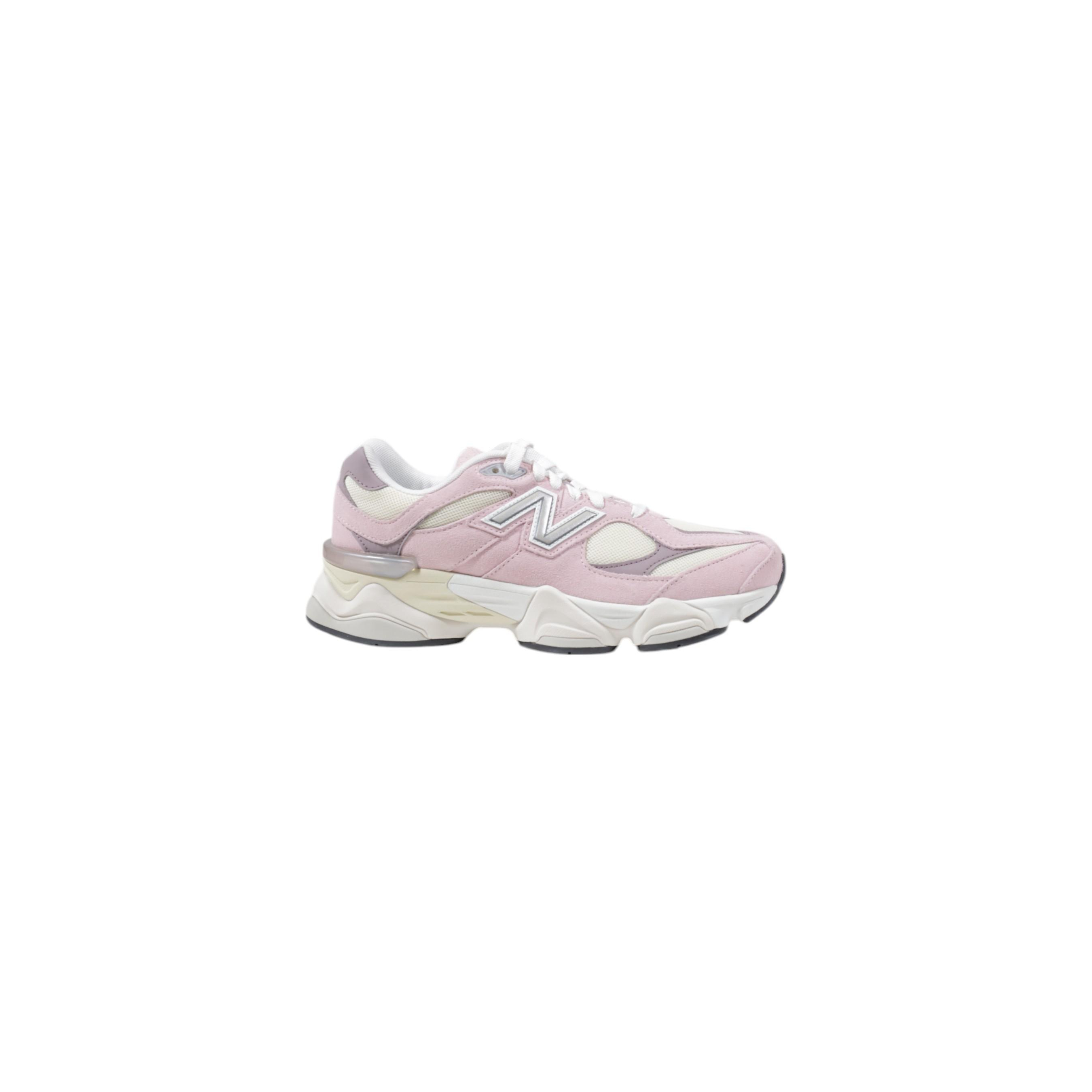 Снимка на Дамски маратонки NEW BALANCE