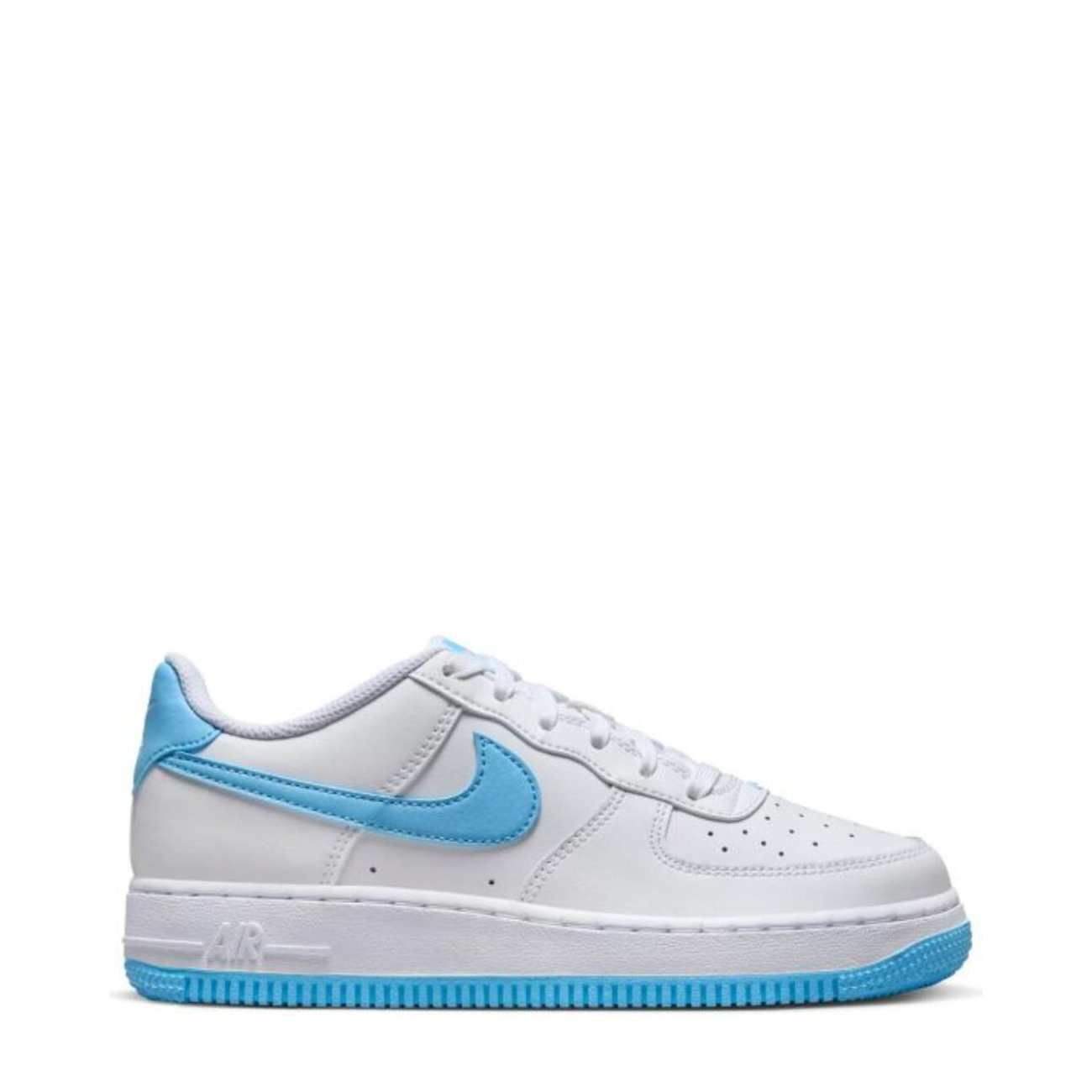Снимка на Дамски маратонки NIKE
