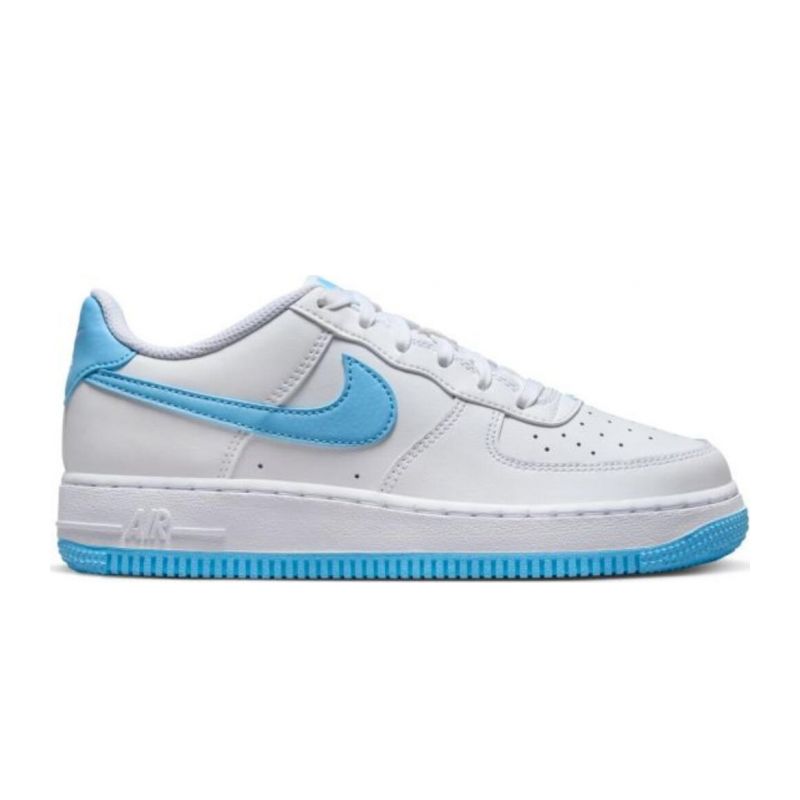 Снимка на Дамски маратонки NIKE 