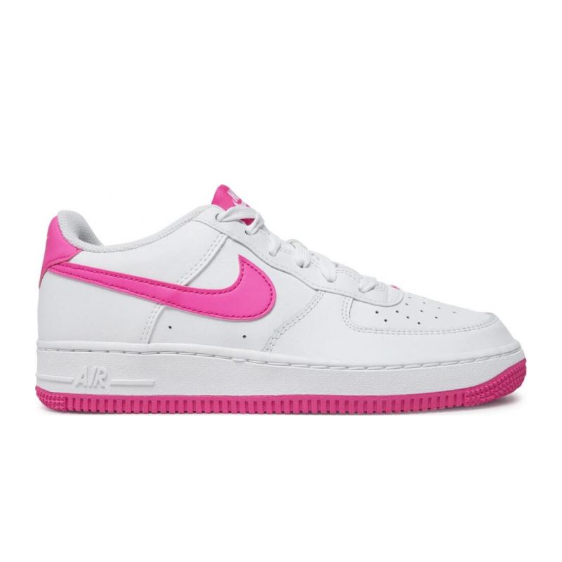 Снимка на Дамски маратонки NIKE