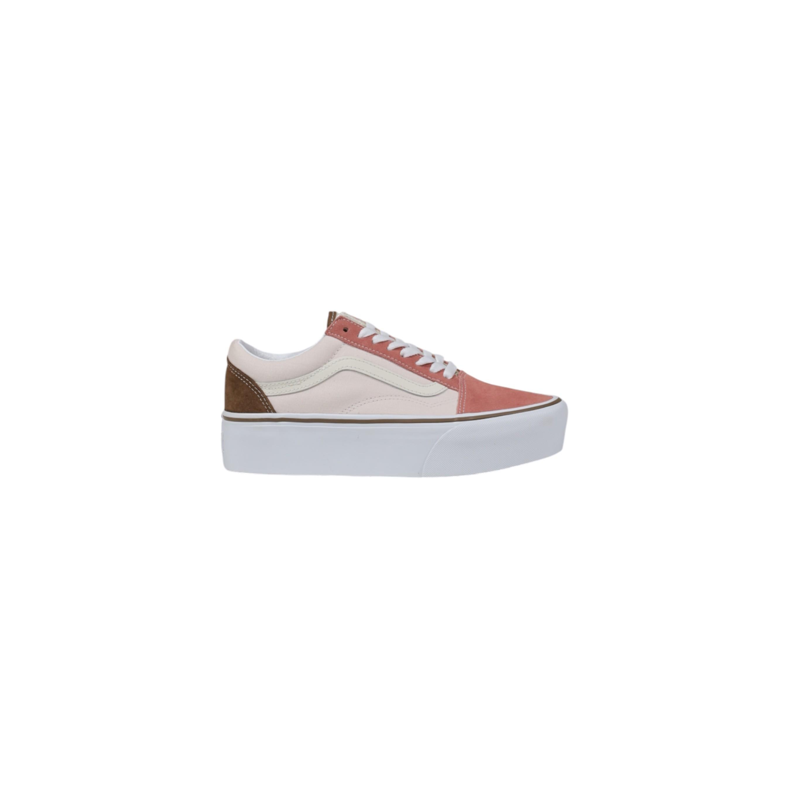 Снимка на Дамски маратонки VANS