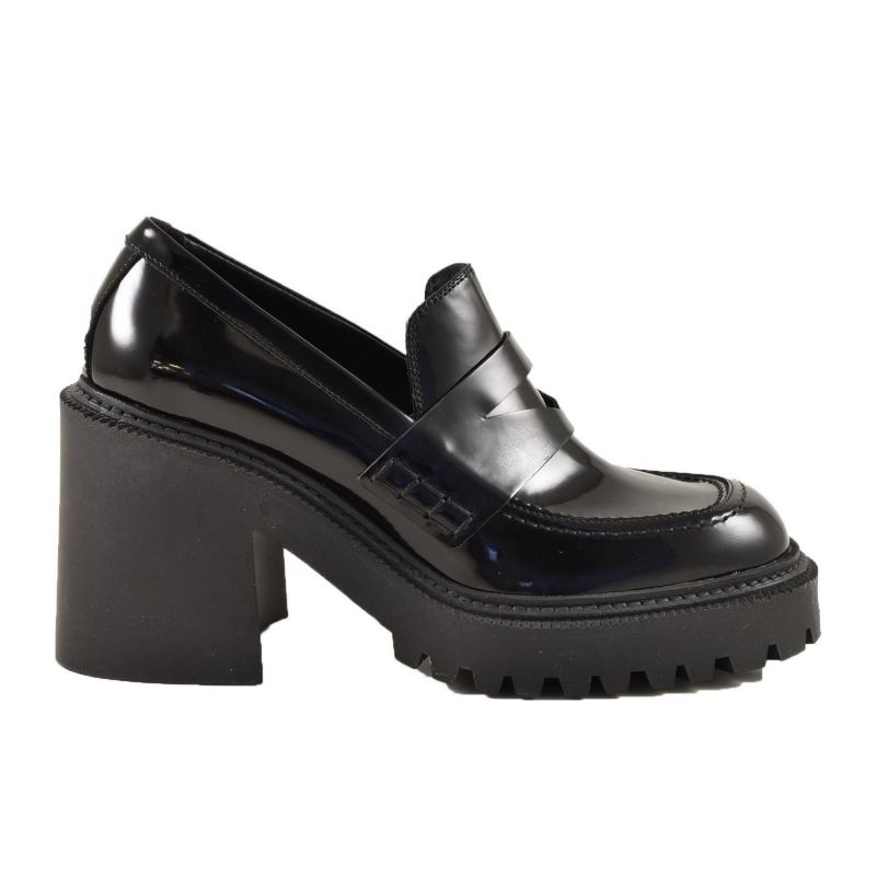 Снимка на Дамски обувки на ток VIC MATIE 
