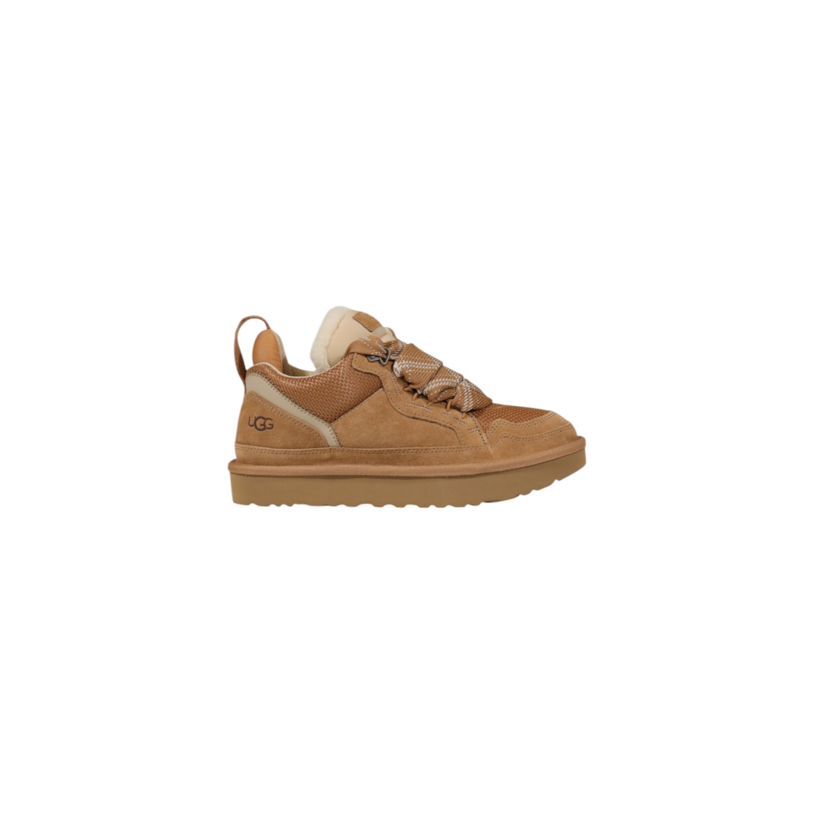 Снимка на Дамски обувки UGG