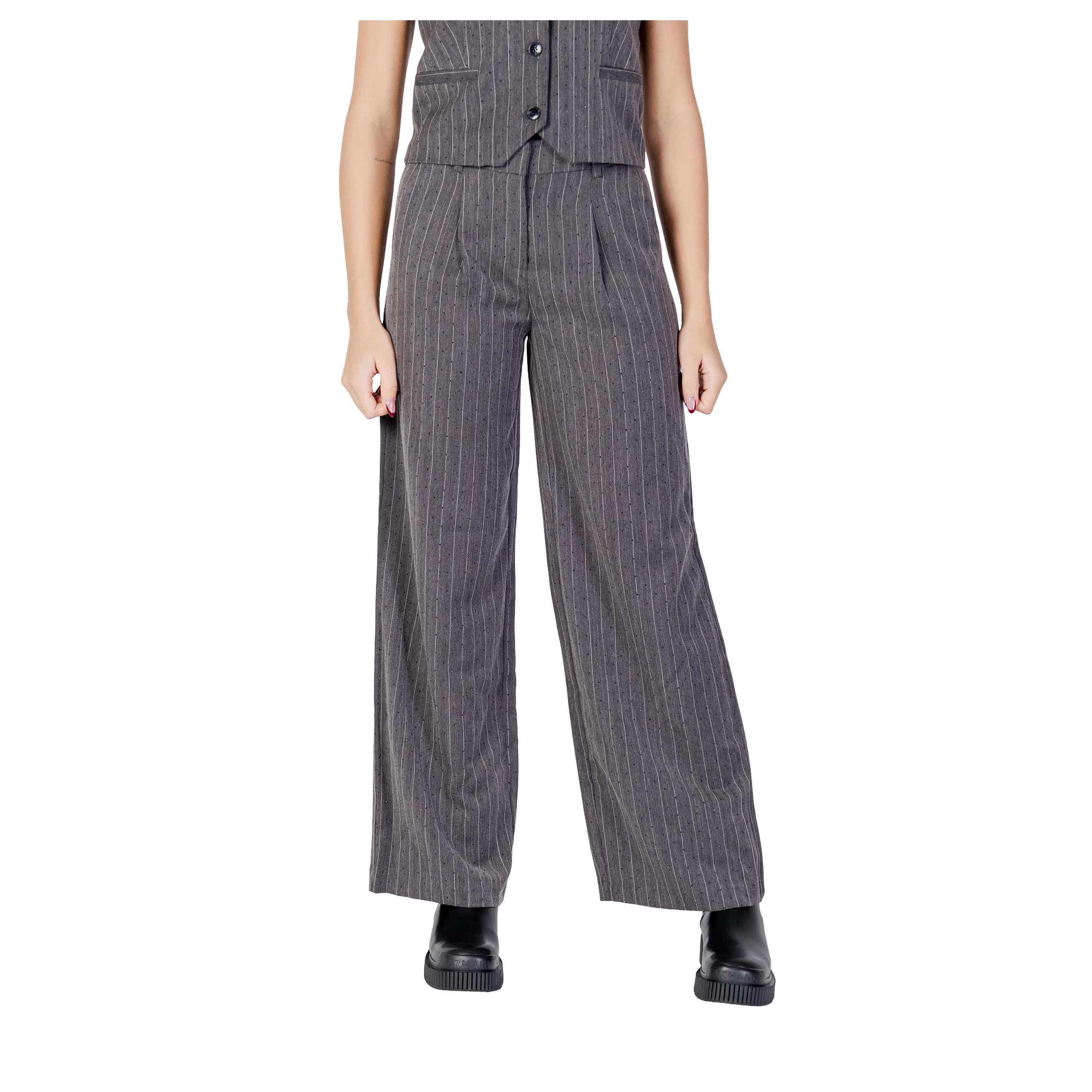 Снимка на Дамски панталони ONLY