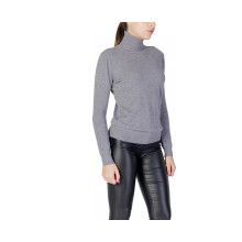 Снимка  на Дамски пуловер CHORAL 