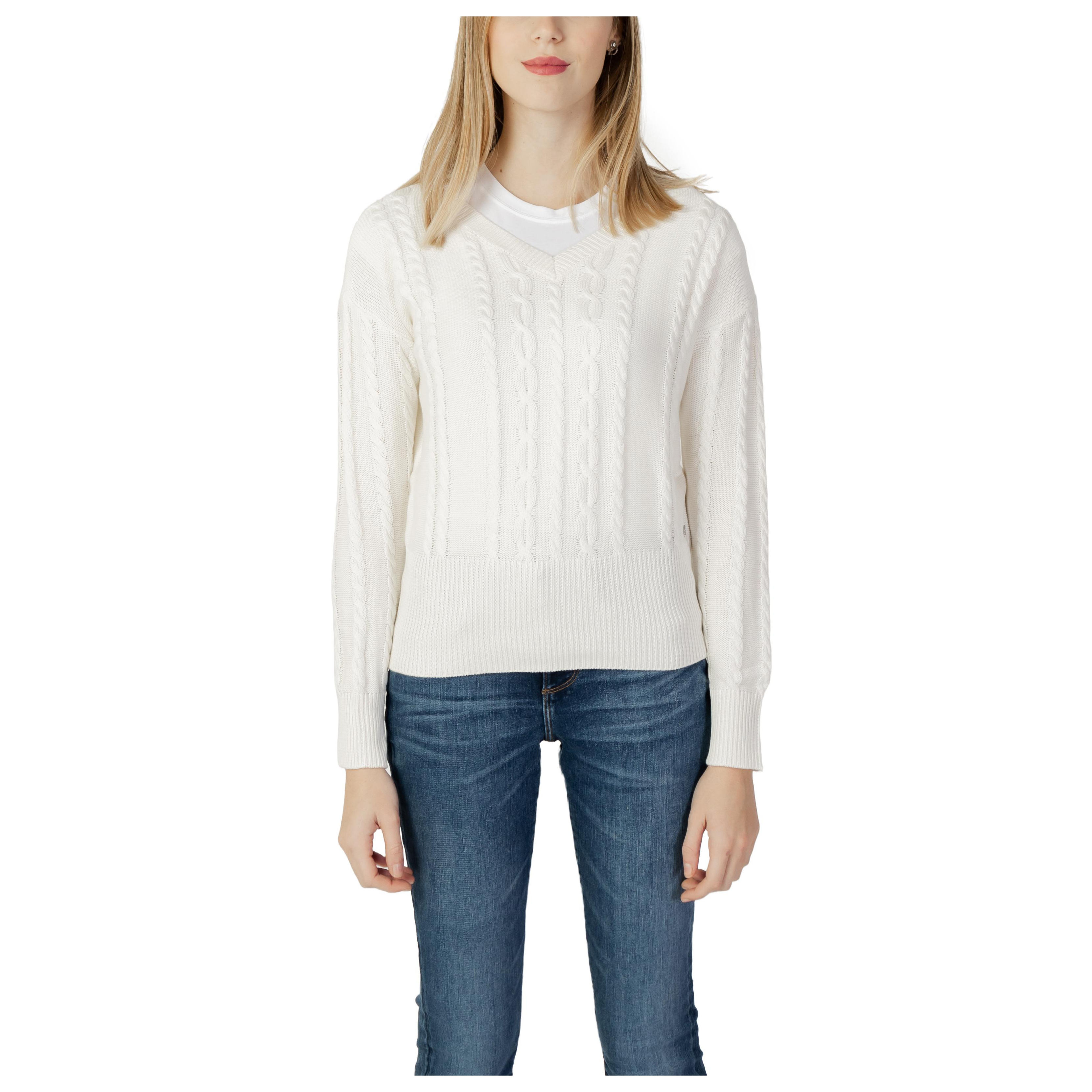 Снимка на Дамски пуловер GUESS