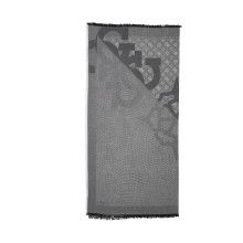 Снимка  на Дамски шал GUESS 