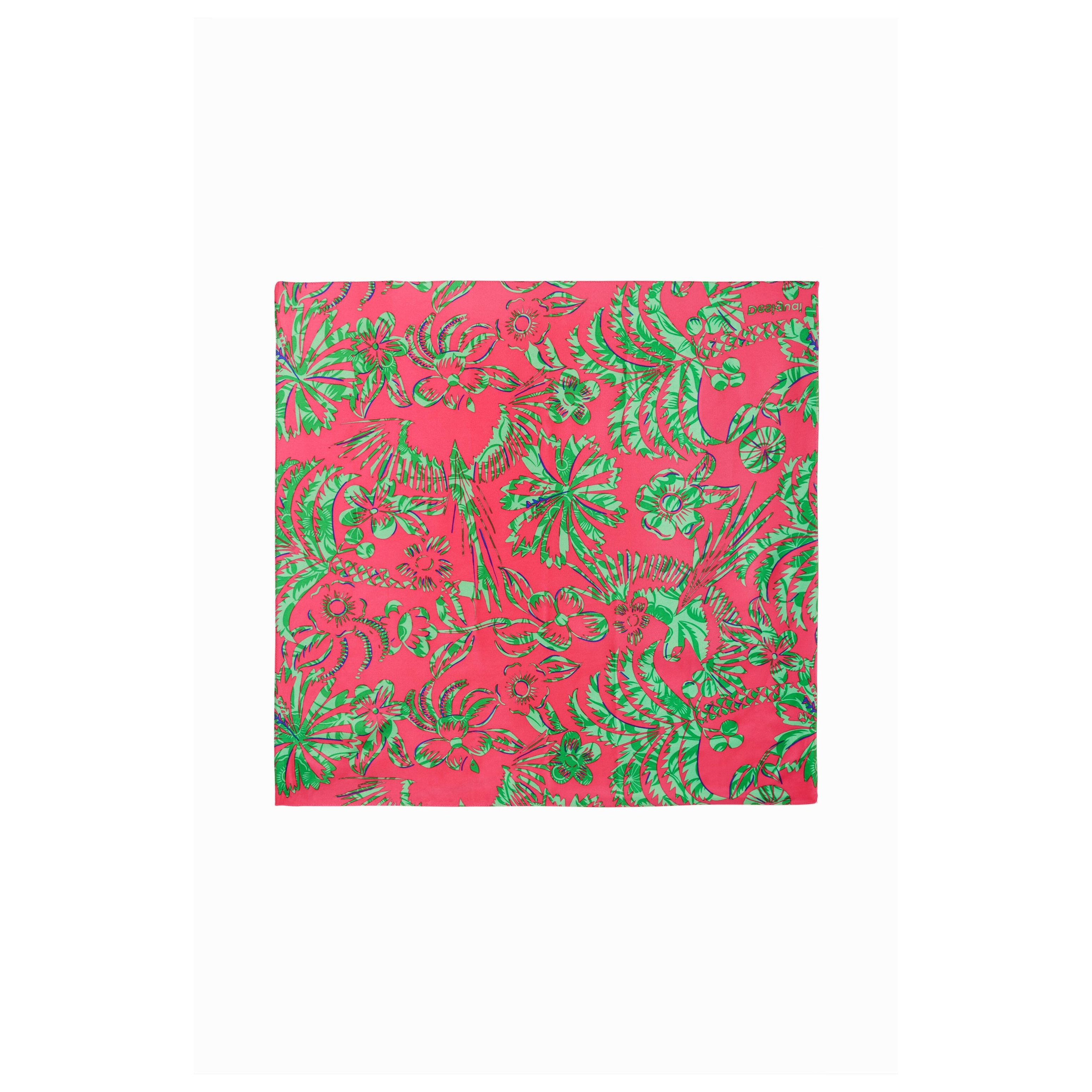 Снимка на Дамски шал DESIGUAL