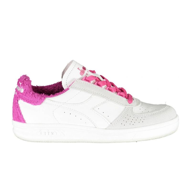 Снимка на Дамски спортни обувки DIADORA 