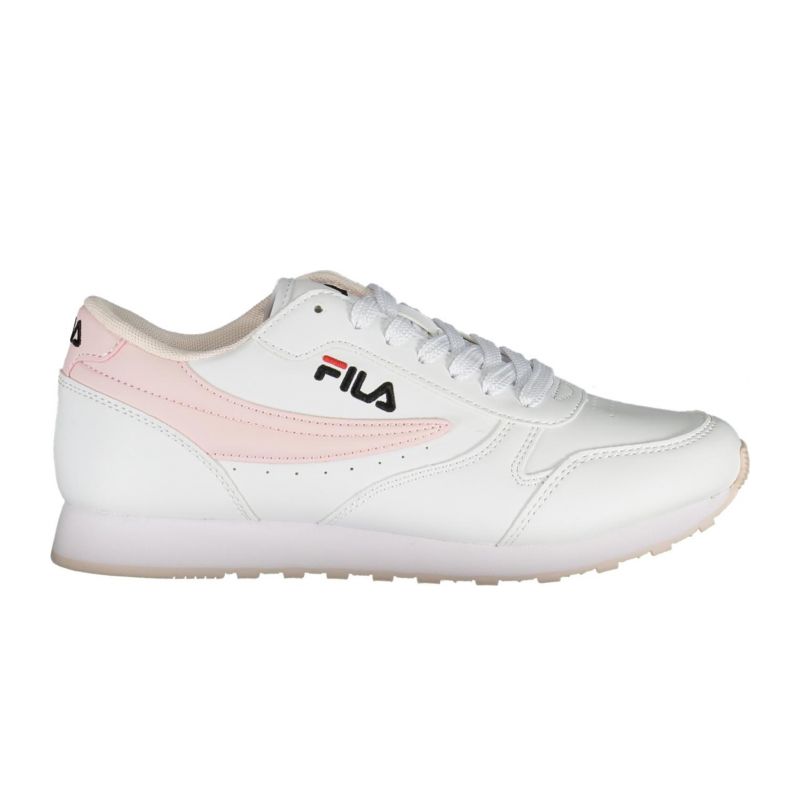 Снимка на Дамски спортни обувки FILA 