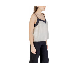 Снимка  на Дамски топ VERO MODA 
