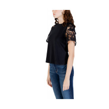 Снимка  на Дамски топ VERO MODA 