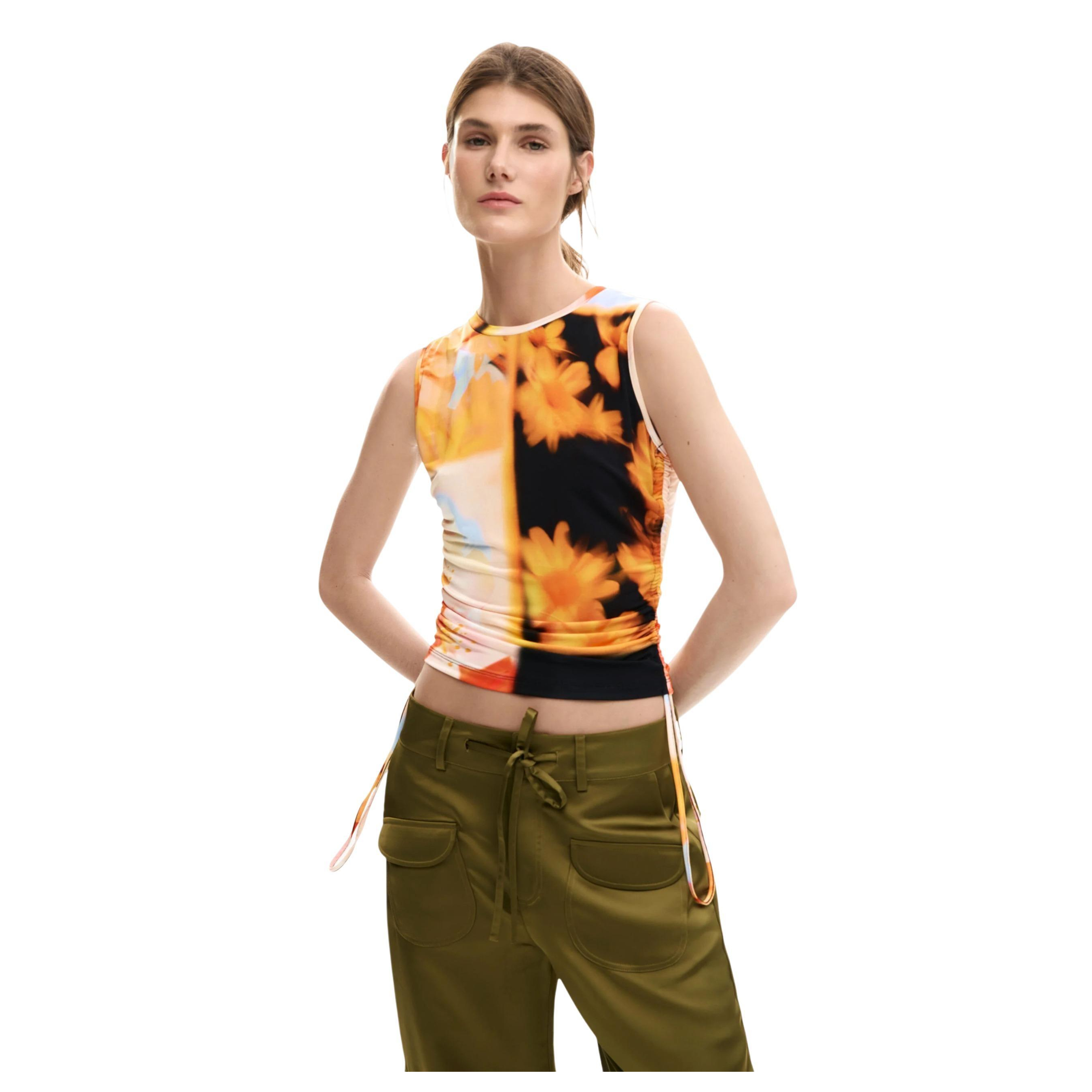 Снимка на Дамски топ DESIGUAL