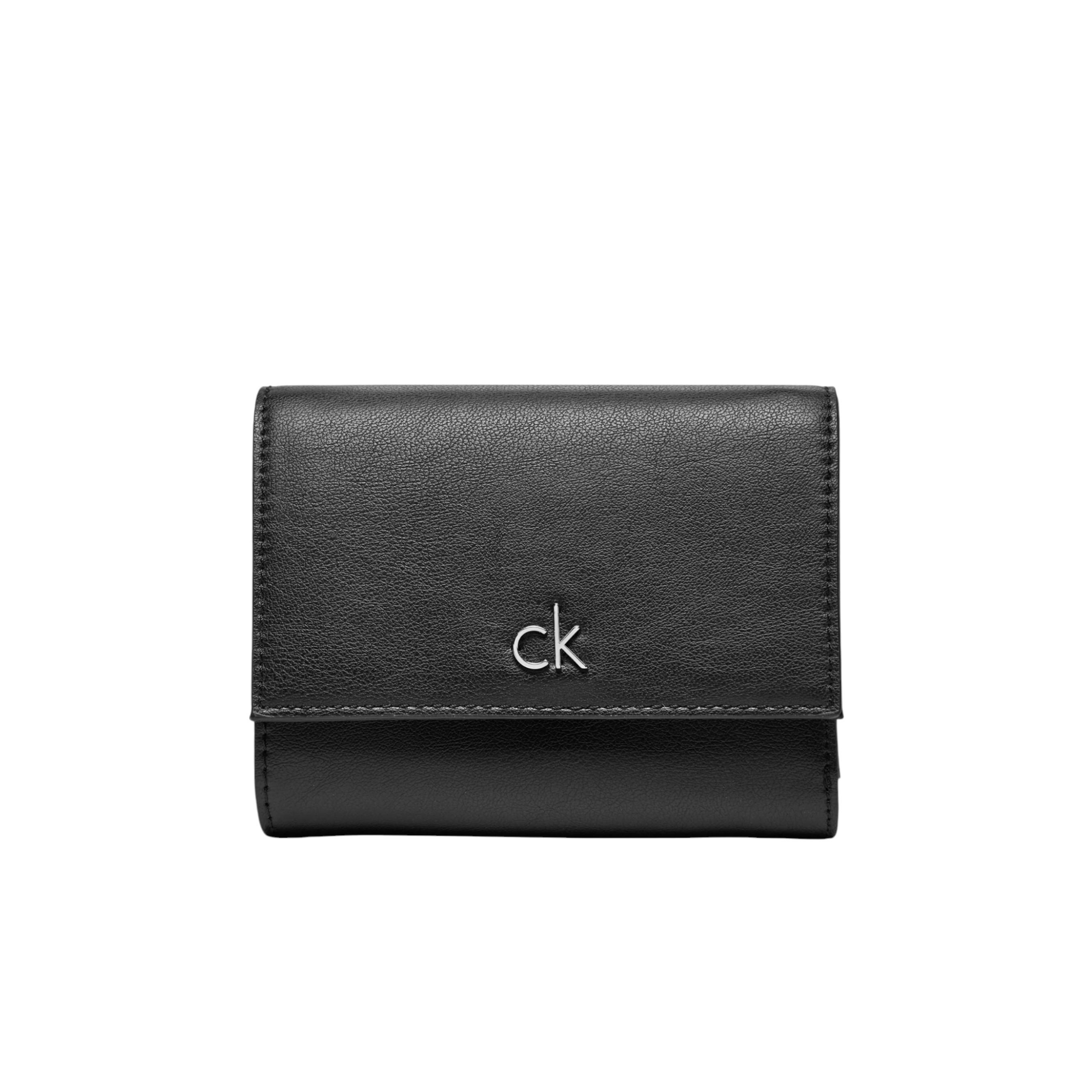 Снимка на Дамско портмоне CALVIN KLEIN