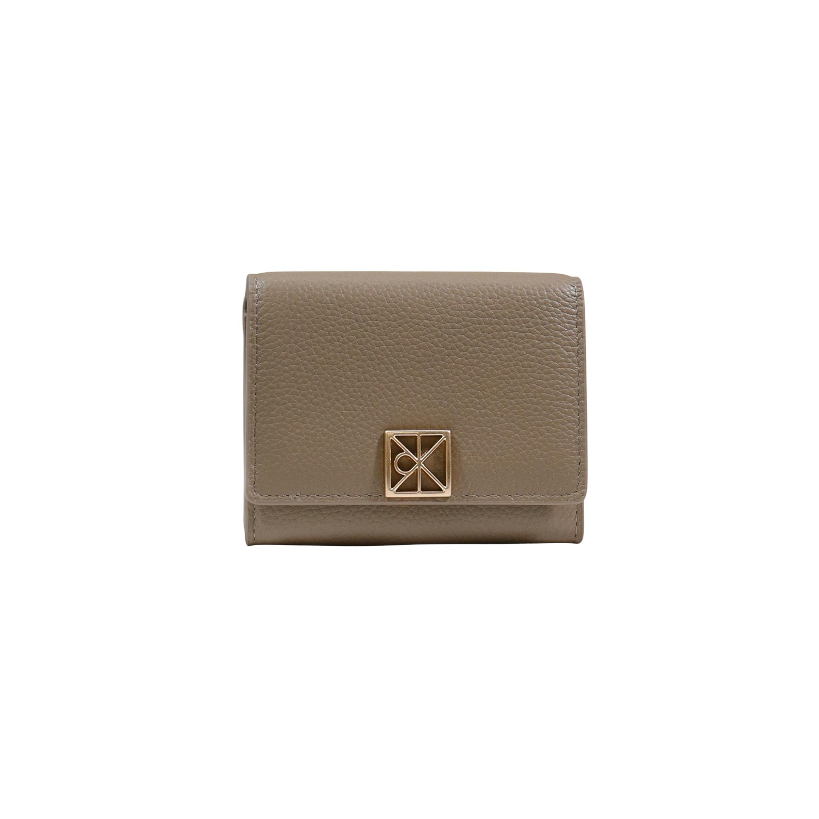 Снимка на Дамско портмоне CALVIN KLEIN