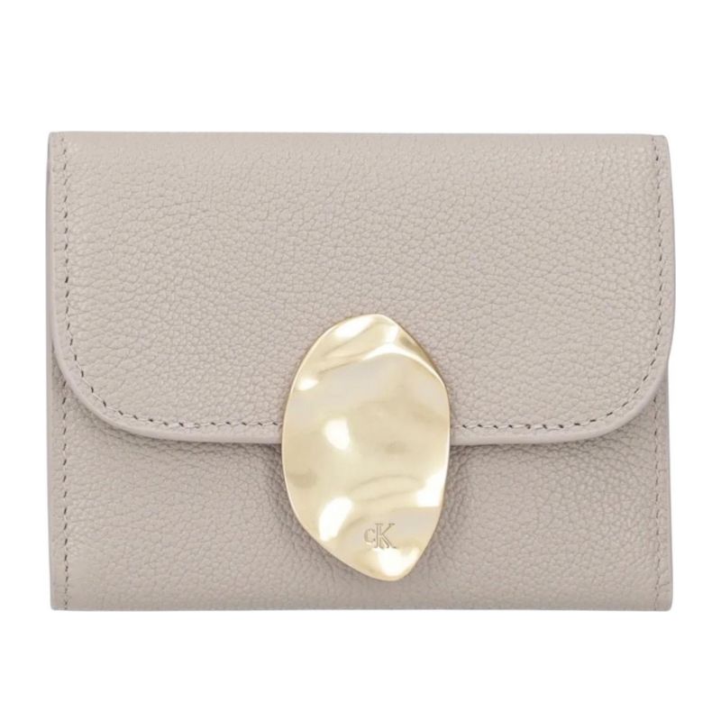 Дамски портмонета