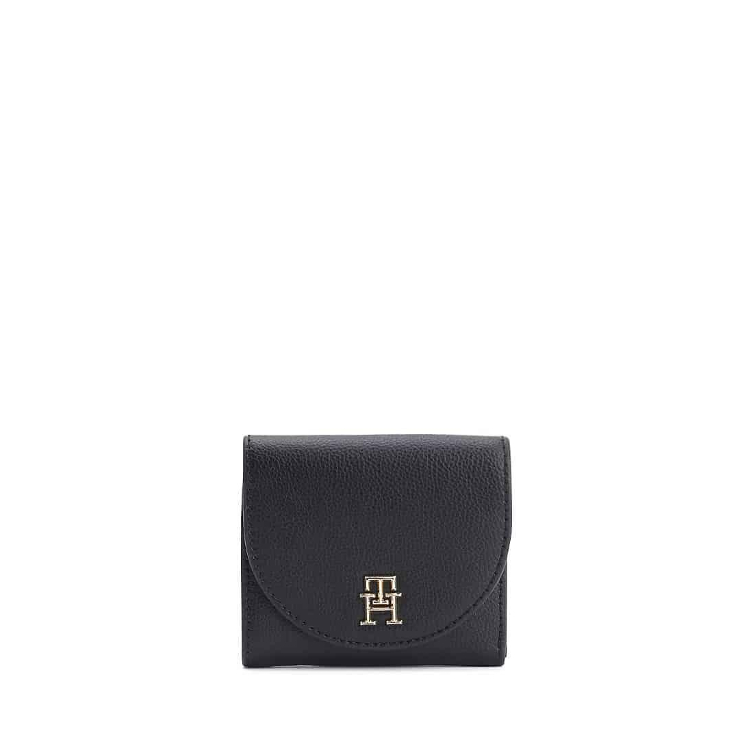 Снимка на Дамско портмоне TOMMY HILFIGER