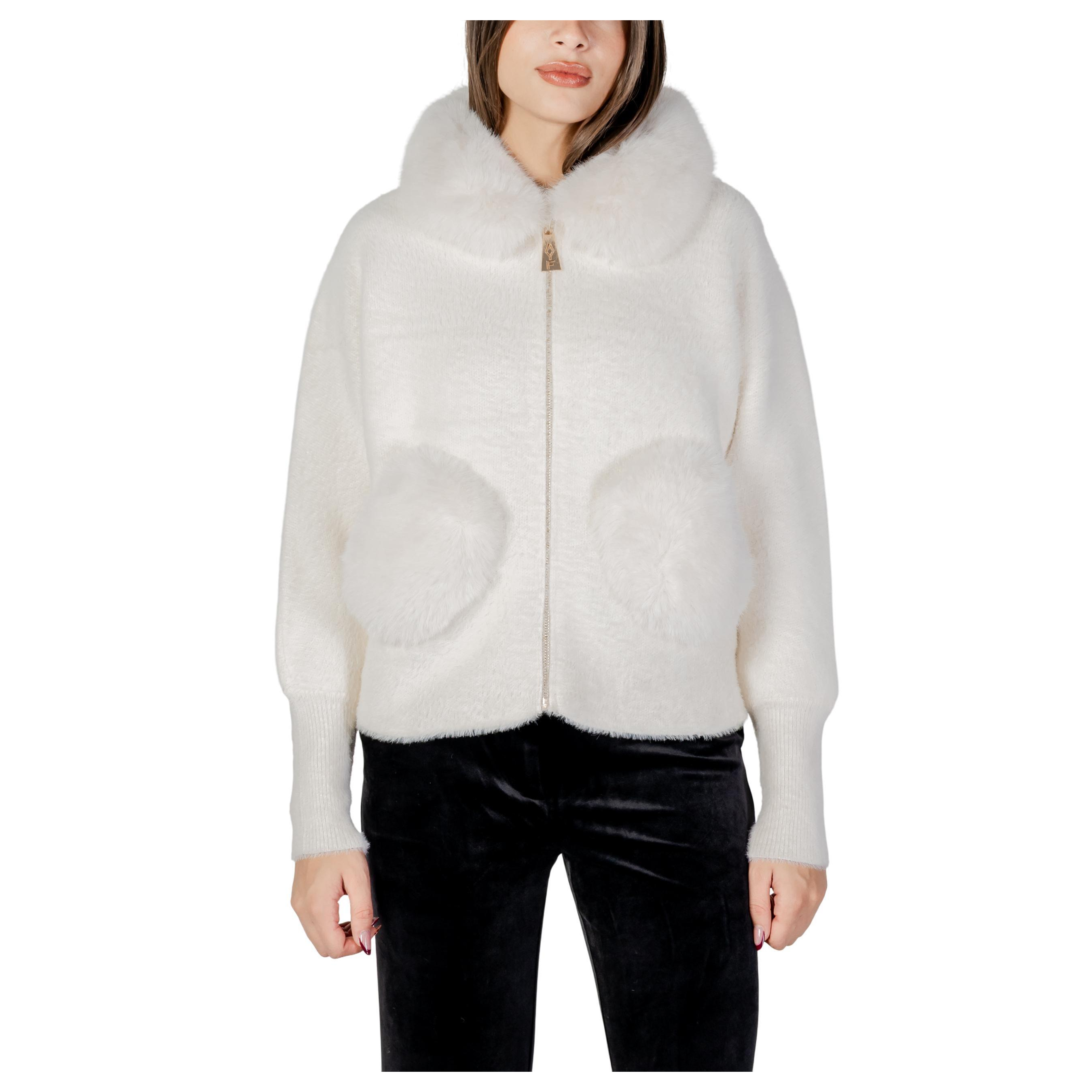 Снимка на Дамско яке AYFEE