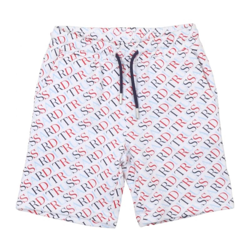 Къси панталони момче