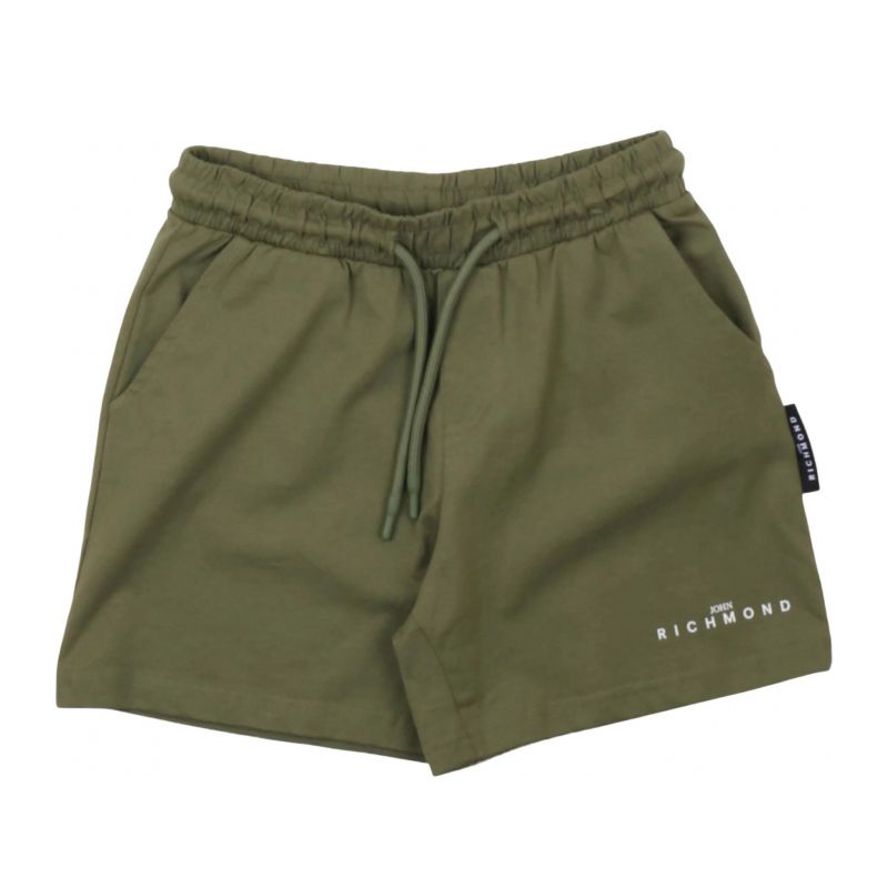 Къси панталони момче