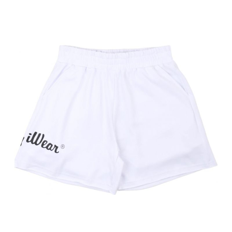 Къси панталони момче