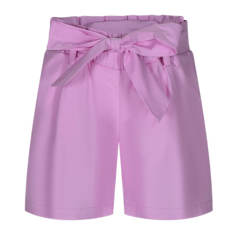 Къси панталони момиче