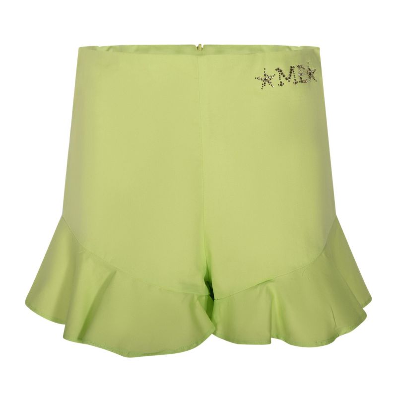 Къси панталони момиче