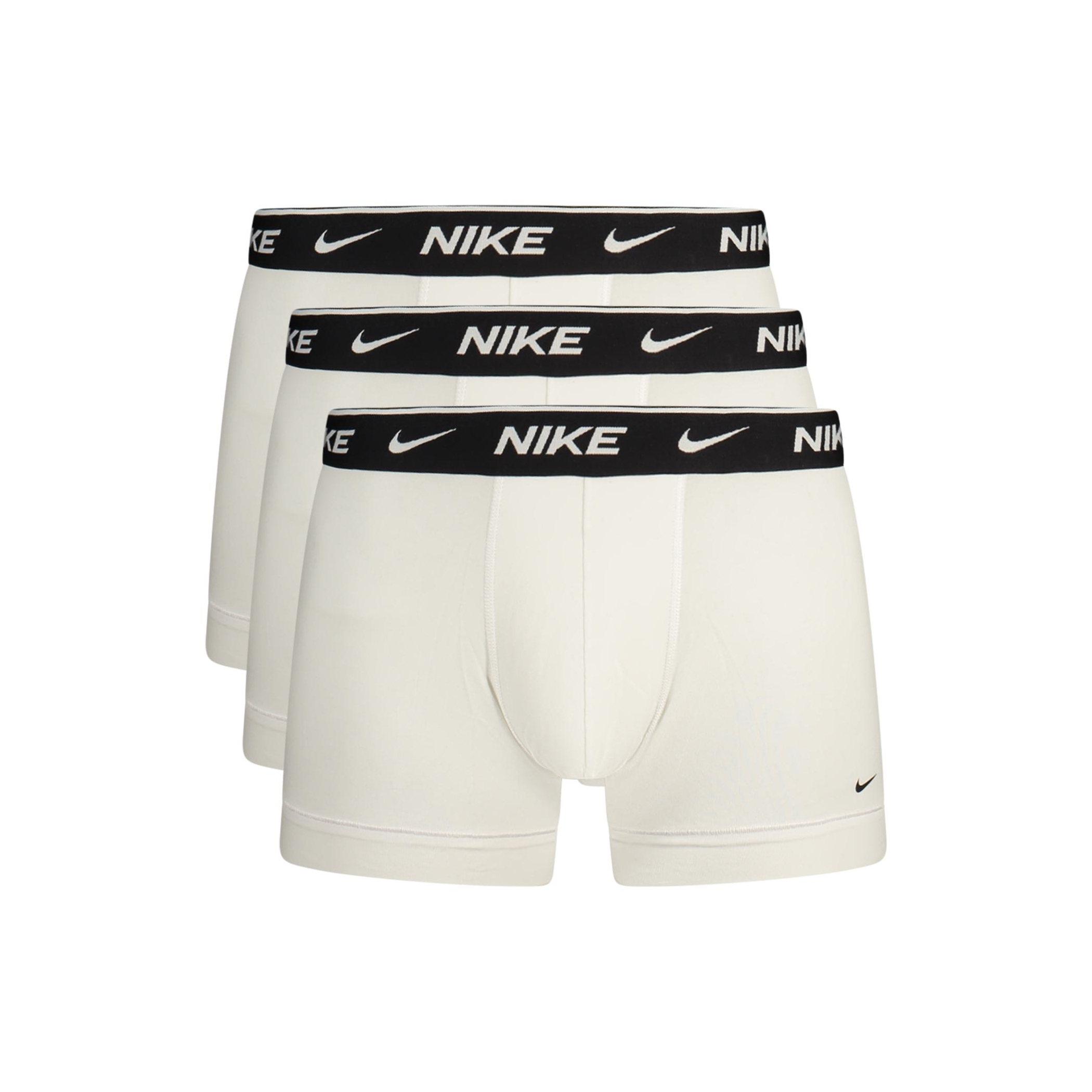 Снимка на Мъжки бели боксери  NIKE