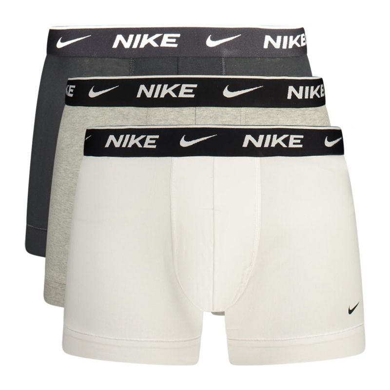 Мъжки боксери , сиви