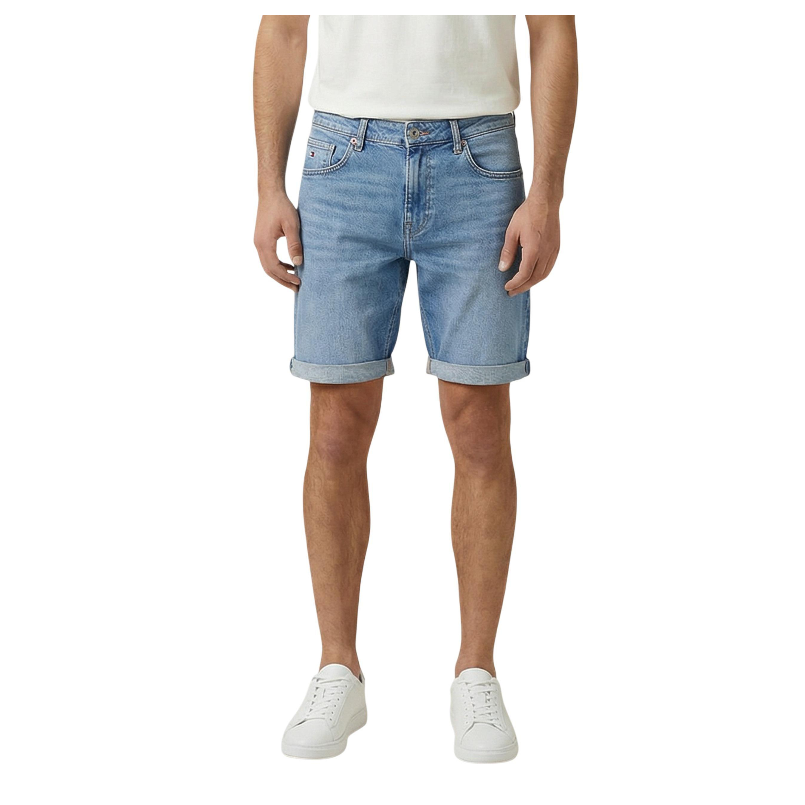 Снимка на Мъжки къси панталони TOMMY HILFIGER